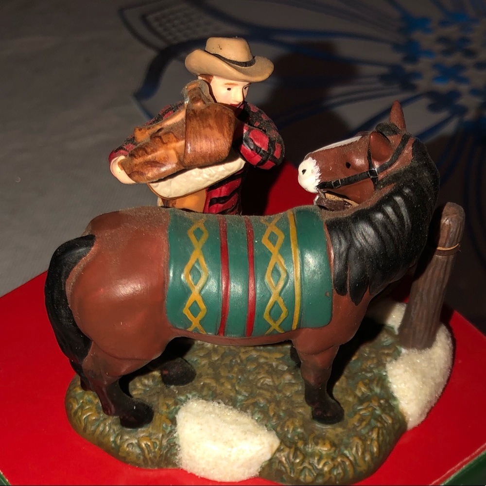 🎄🐴 Simple Traditions Pine Isles “Saddle Up, Let’s Ride” Christmas Collectible